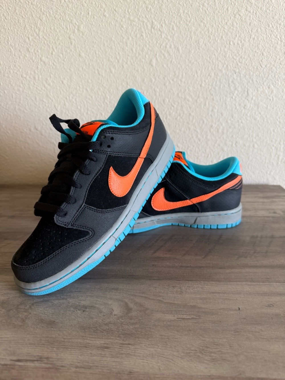 NWT Men’s Nike Dunk Low - Orange Chlorine Blue size 7.5
